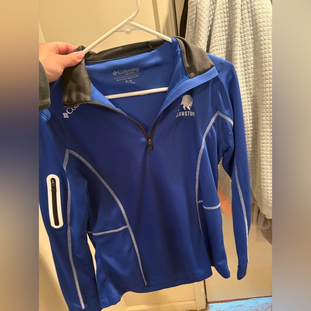 Columbia Golf Blue and Black Pullover - Yellowstone Logo, Women's Size M